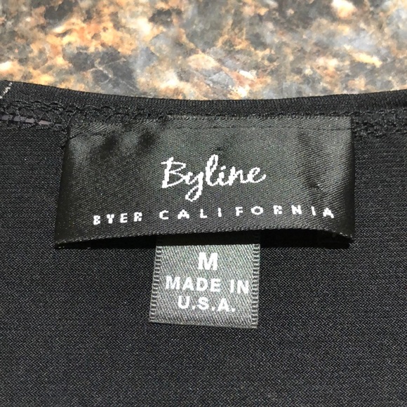 Byline Blouse - Picture 7 of 8